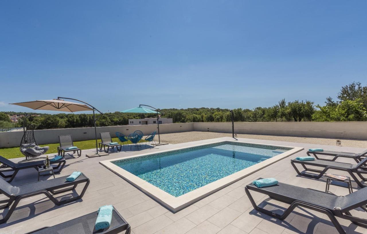 Elite Villa *